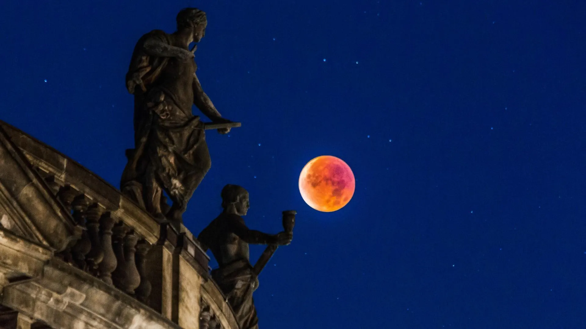 Lee más sobre el artículo ¿Dónde será visible el eclipse total de Luna de sangre en marzo de 2025?